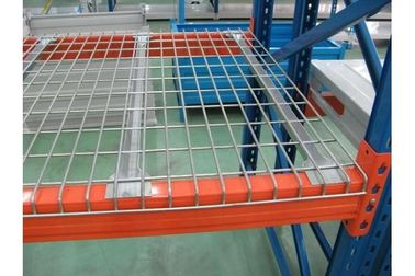 Zinc Finish Steel Pallet Rack Wire Decking Good  Fire Safety Performance